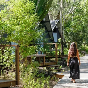 Selina Magnetic Island Hostel Horseshoe Bay
