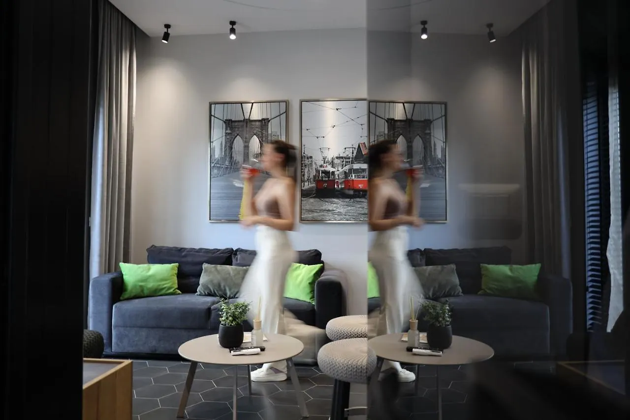 Apartment Urban Stay Tirana Deluxe